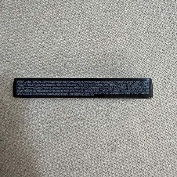 NWT Huda Beauty Legit Lashes Mascara - Very Vanta - Picture 3 of 8